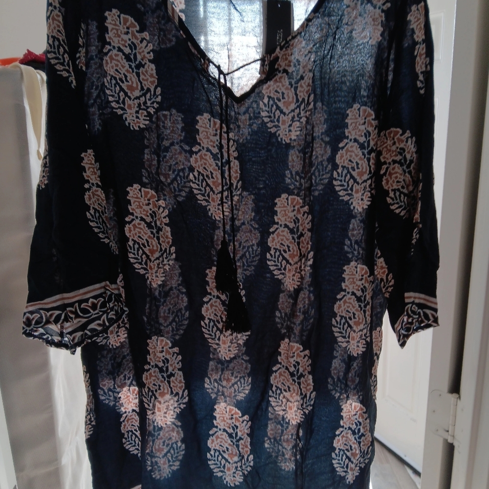 NWT ZANZEA XL NAVY BLUE, WHITE & BEIGE....LIGHTWEIGHT